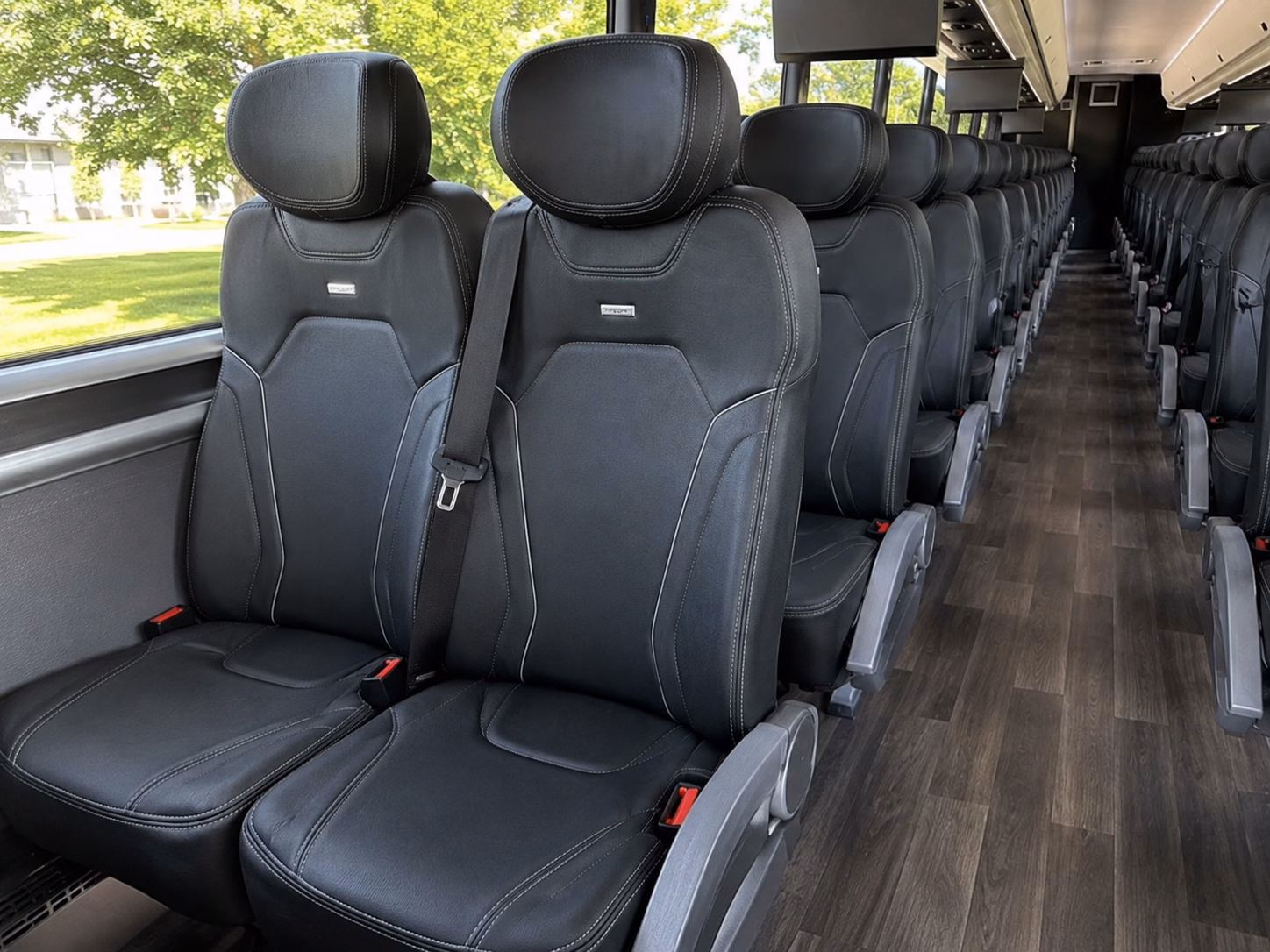 shuttle guests between the temple and your reception with ease